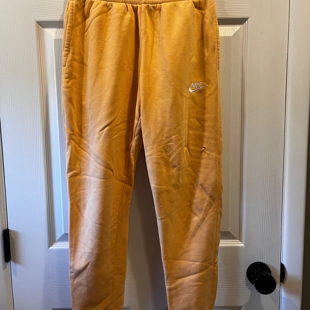 Nike Peach Joggers